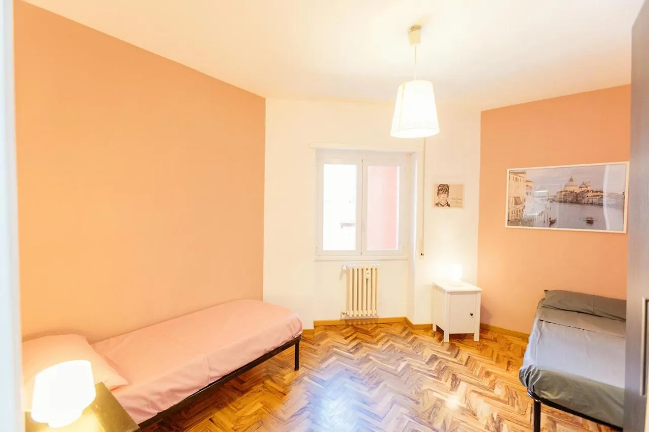 Casa Kalimera Moderna Attrezzata E Vicino Alla Metro Ρώμη Διαμέρισμα