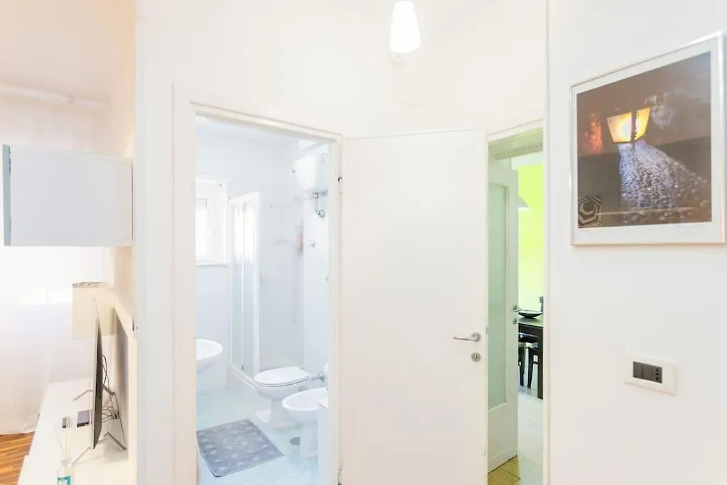 Casa Kalimera Appartamento Vicino Metro A Turistica Rome Italy