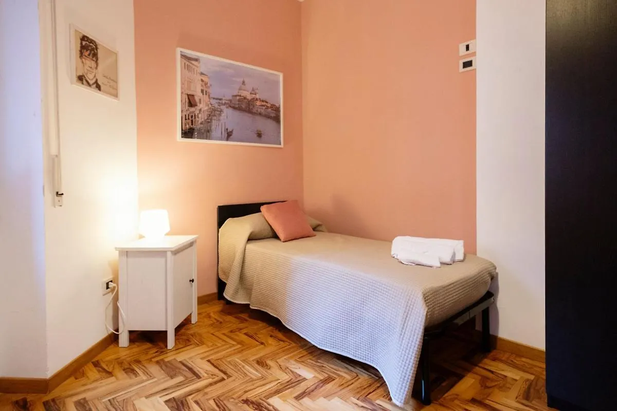 Casa Kalimera Appartamento Vicino Metro A Turistica Rome Italy